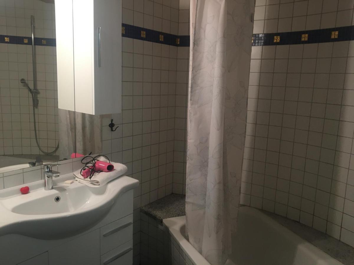 Charmante Maison Villageoise 5 Personnes Happyday Neuchatel Сен-Блез Экстерьер фото